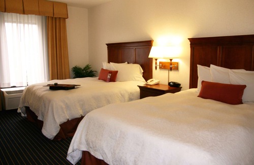 Farmville Hotel | Hampton Inn Farmville, VA