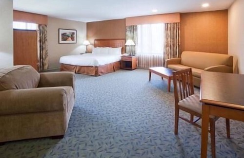 Glendale Hotel | Hampton Inn Glendale Milwaukee, WI