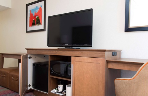 Wyoming Hotel | Hampton Inn Grand Rapids-South