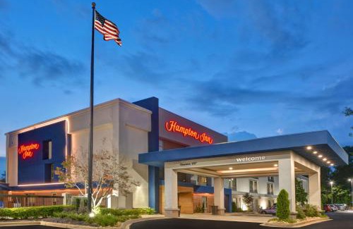 Greenwood Hotel | Hampton Inn Greenwood