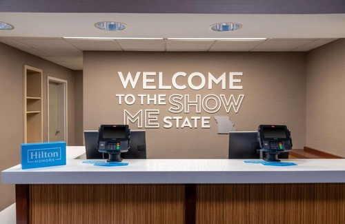 Lee's Summit Hotel | Hampton Inn Kansas City-Lee's Summit