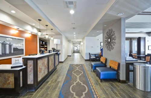 Kenedy Hotel | Hampton Inn Kenedy