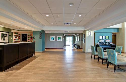 Westminster Hotel | Hampton Inn London Ontario