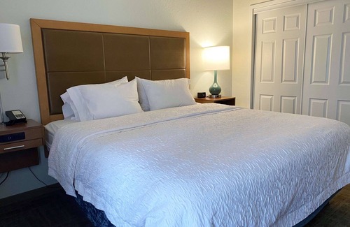 Milford Hotel | Hampton Inn Milford