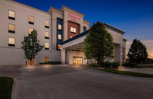 West Omaha Hotel | Hampton Inn Omaha/West Dodge Road, Old Mill