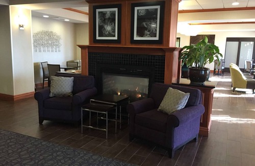 West Omaha Hotel | Hampton Inn Omaha West-Lakeside