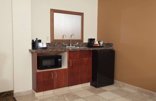 Oneonta Hotel | Hampton Inn Oneonta