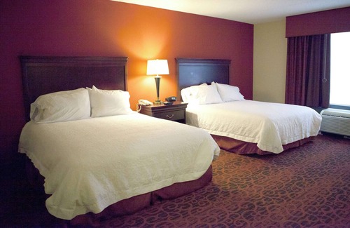 Webster Crossing Hotel | Hampton Inn Rochester Webster