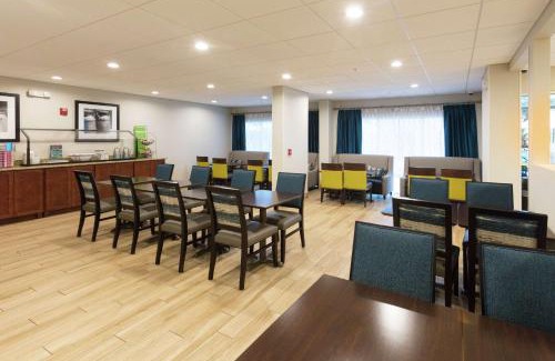 St. Augustine Beach Hotel | Hampton Inn Saint Augustine Beach