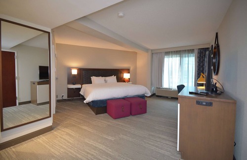 Salem Hotel | Hampton Inn Salem East - Electric Road
