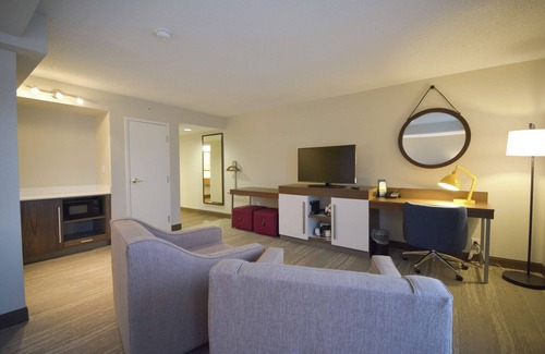 Salem Hotel | Hampton Inn Salem East - Electric Road