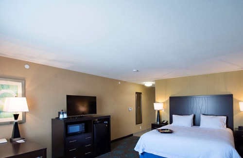Stonebridge Hotel | Hampton Inn Saskatoon South