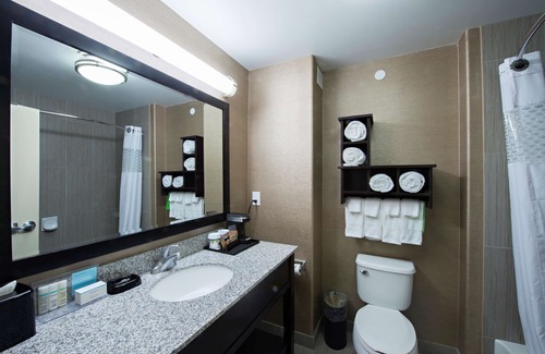 Stonebridge Hotel | Hampton Inn Saskatoon South