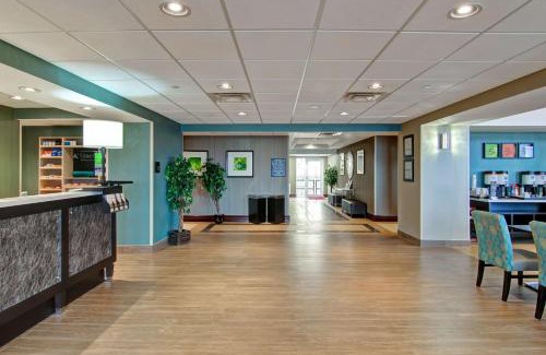 Sudbury Hotel | Hampton Inn Sudbury, Ontario
