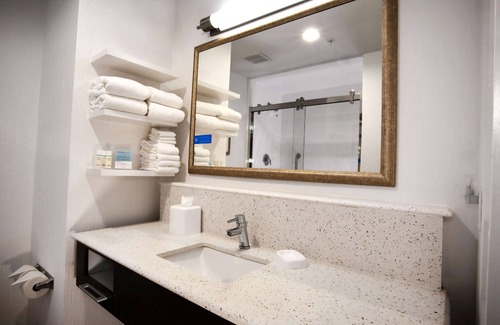 Aberdeen Hotel | Hampton Inn & Suites Baltimore/Aberdeen