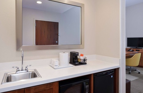 Lonoke Hotel | Hampton Inn & Suites by Hilton Lonoke