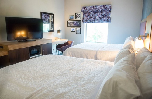 Warrington Hotel | Hampton Inn & Suites by Hilton Warrington Horsham