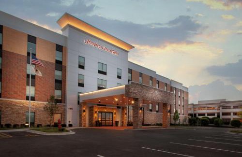 Burr Ridge Hotel | Hampton Inn & Suites Chicago-Burr Ridge