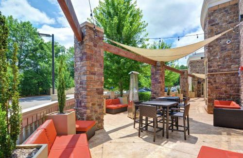 Crabtree Hotel | Hampton Inn & Suites Crabtree