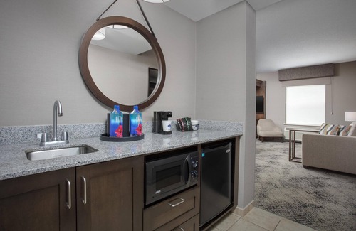 Exeter Hotel | Hampton Inn & Suites Exeter