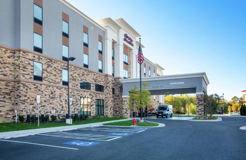 Glenarden Hotel | Hampton Inn & Suites Glenarden/Washington DC