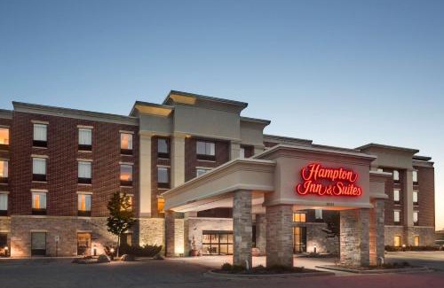 Grafton Hotel | Hampton Inn & Suites Grafton