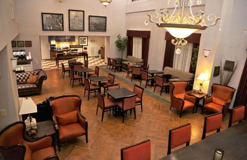 Jennings Hotel | Hampton Inn & Suites Jennings