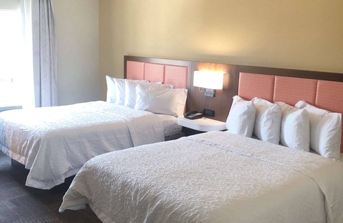 Norfolk - Virginia Beach Hotel | Hampton Inn & Suites Norfolk-Airport