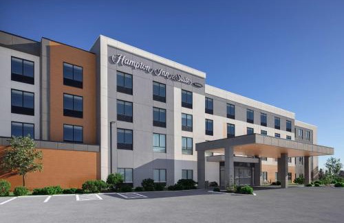 Mono Hotel | Hampton Inn & Suites Orangeville, On