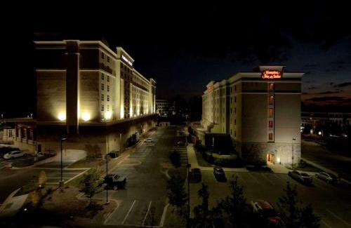 Umstead Hotel | Hampton Inn & Suites Raleigh-Durham Airport-Brier Creek