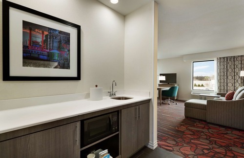 Alton Hotel | Hampton Inn & Suites St. Louis/Alton