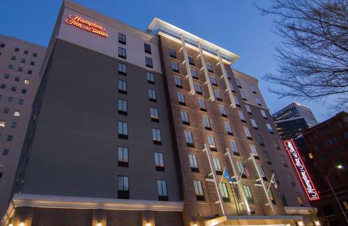Downtown Tulsa Hotel | Hampton Inn & Suites Tulsa Downtown, Ok