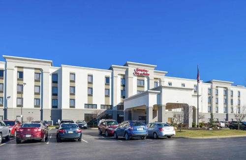 Wilmington Hotel | Hampton Inn & Suites Wilmington