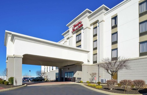 Wilmington Hotel | Hampton Inn & Suites Wilmington