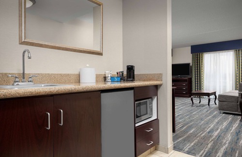 Bayberry Hotel | Hampton Inn Syracuse Clay