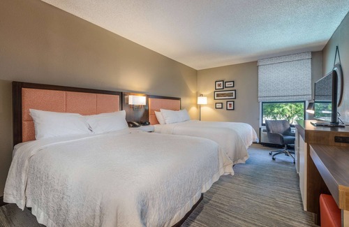 Wilkesboro Hotel | Hampton Inn Wilkesboro