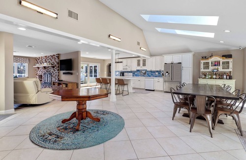 Hampton Bays House | Hamptons Oasis on Shinnecock Bay - perfect for families and entertaining