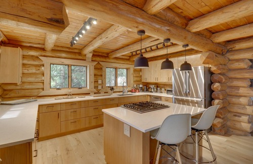 Whitefish Cabin | Hand-Crafted Cabin w/Whitefish Lake Views!
