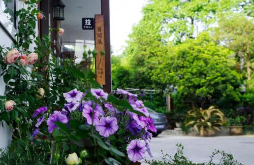 Xihu House | Hangzhou JiuYueJi Bed&Breakfast