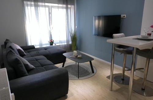 Wolfsburg Apartment | HANNIBAL - Design Apartment Amaryllis 3, VW Nähe, Parkplatz, Küche, HighSpeed-WLAN, Fitness, Solarium