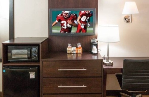 Hanover House | Hanover! Full blast of Fun! Relax and Enjoy!