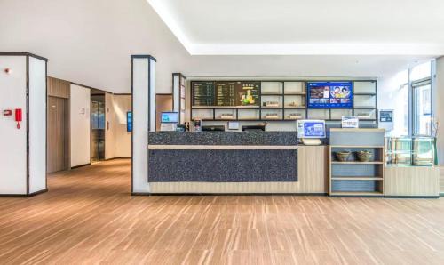 Daxing Hotel | Hanting Hotel Beijing Daxing Caiyu