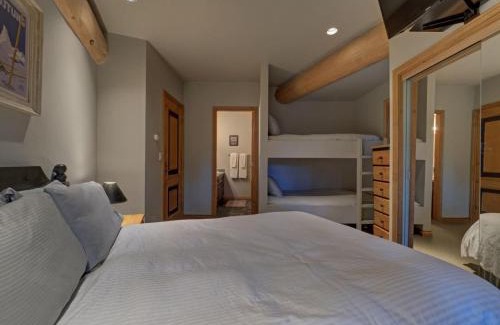 Upper Village House | Hapala Chalet