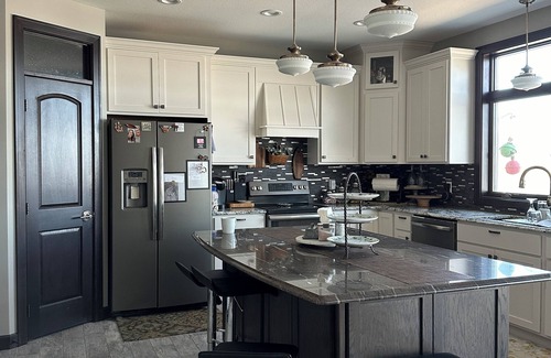 Madison Lake House | Happiness Hill on West Jefferson Lake