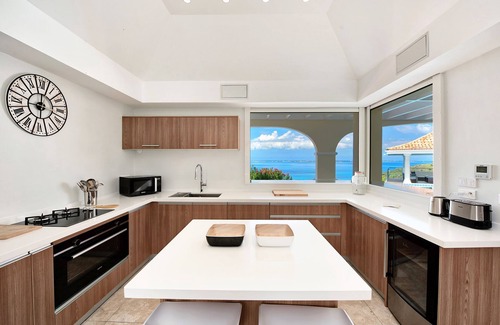 Grand Case Villa | Happy Bay - Classic French Creole Villa - Stunning Views