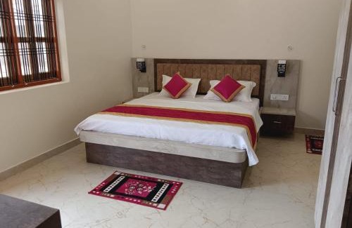 Mahmoorganj House | Happy Homes - Entire 2BHK Flat