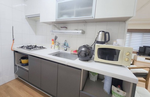 Jongdal-ri House | Happy Hue Pension