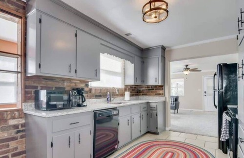 North Augusta House | Happy Place in Downtown North Augusta