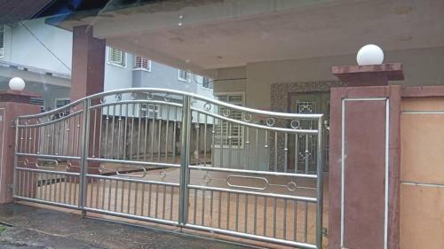 Taman Rotan Tunggal House | Happy Raub Guest House