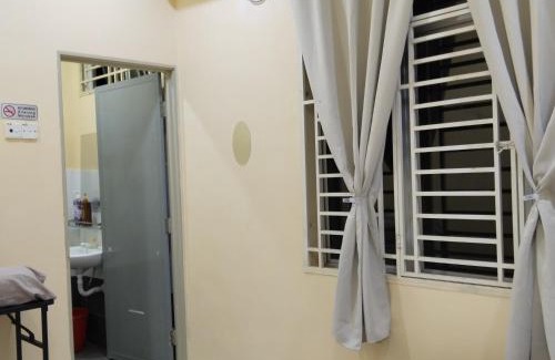Taman Rotan Tunggal House | Happy Raub Guest House